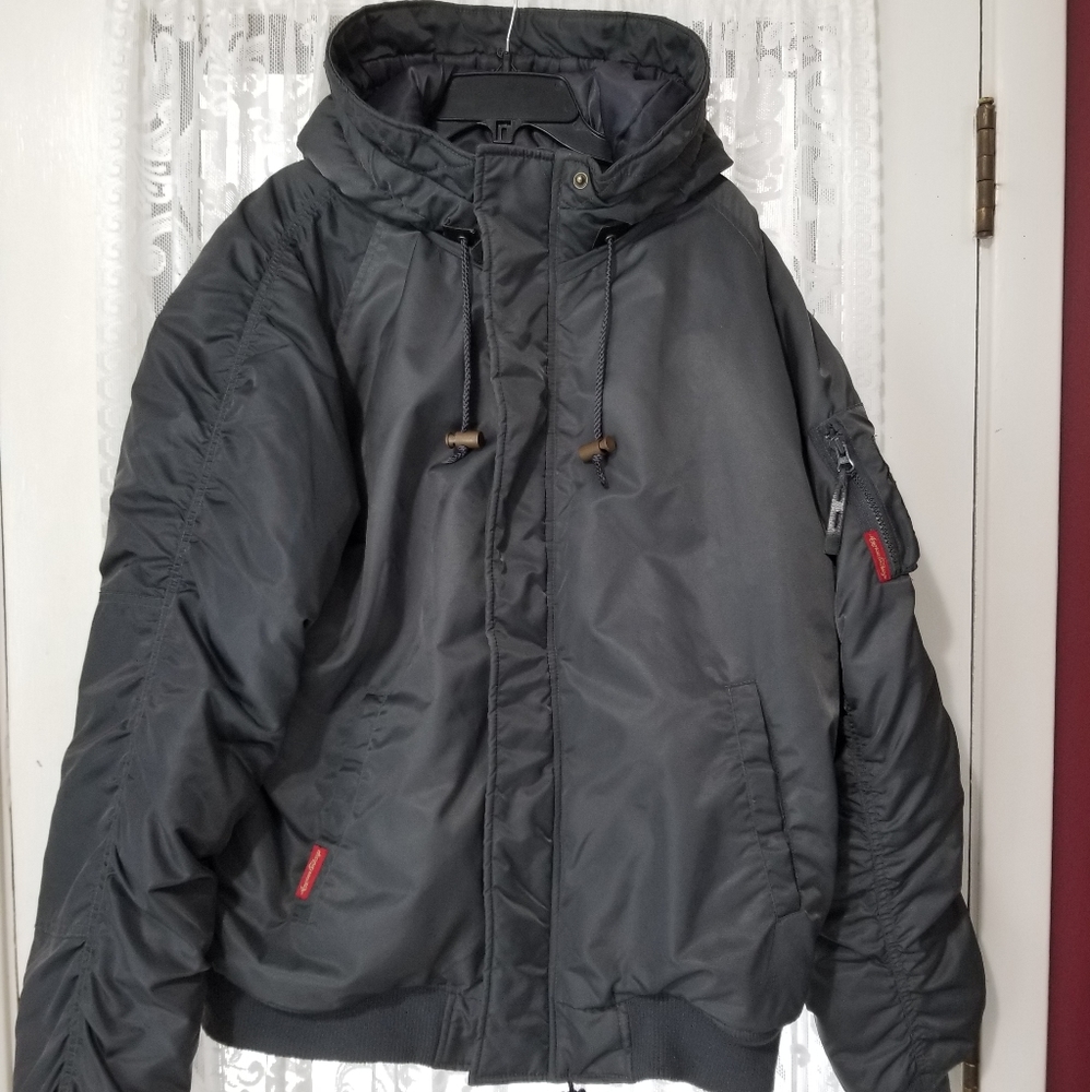 American Exchange Large Puffer Coat - EUC!